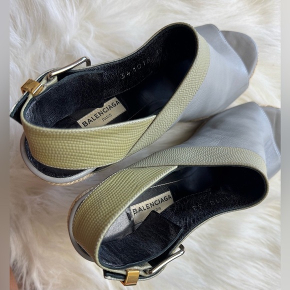 Balenciaga Grey Suede Espadrille Wedge Sandals Size 5.5/36  Balenciaga Gray Monochromatic espadrille wedges Mules ankle buckle